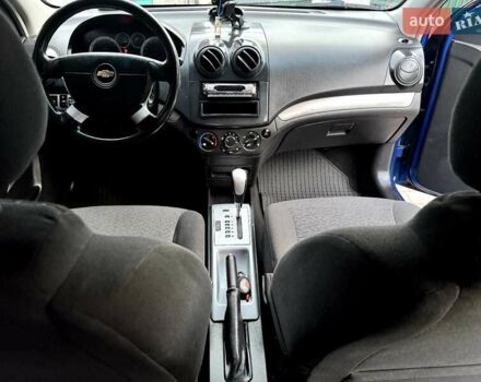 Синий Шевроле Авео, объемом двигателя 1.5 л и пробегом 169 тыс. км за 4500 $, фото 5 на Automoto.ua