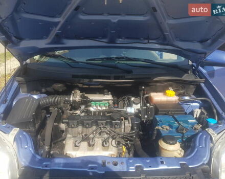 Синий Шевроле Авео, объемом двигателя 1.5 л и пробегом 200 тыс. км за 3750 $, фото 24 на Automoto.ua
