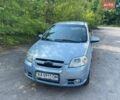 Синій Шевроле Авео, об'ємом двигуна 1.6 л та пробігом 200 тис. км за 3750 $, фото 1 на Automoto.ua