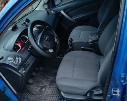 Синій Шевроле Авео, об'ємом двигуна 1.5 л та пробігом 300 тис. км за 2500 $, фото 5 на Automoto.ua