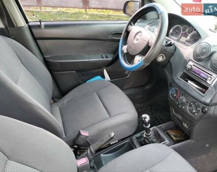 Синий Шевроле Авео, объемом двигателя 1.5 л и пробегом 279 тыс. км за 3500 $, фото 6 на Automoto.ua