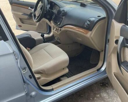 Синий Шевроле Авео, объемом двигателя 1.6 л и пробегом 250 тыс. км за 4200 $, фото 1 на Automoto.ua