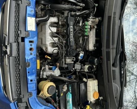 Синий Шевроле Авео, объемом двигателя 1.5 л и пробегом 319 тыс. км за 3999 $, фото 7 на Automoto.ua