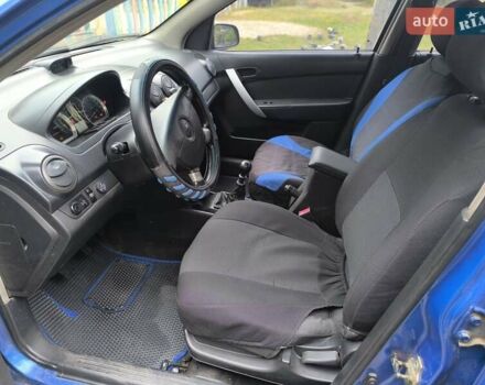 Синий Шевроле Авео, объемом двигателя 1.5 л и пробегом 373 тыс. км за 3200 $, фото 4 на Automoto.ua
