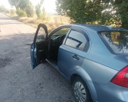 Синий Шевроле Авео, объемом двигателя 1.5 л и пробегом 254 тыс. км за 2800 $, фото 4 на Automoto.ua