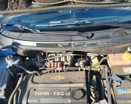 Синий Шевроле Авео, объемом двигателя 1.6 л и пробегом 234 тыс. км за 3500 $, фото 3 на Automoto.ua