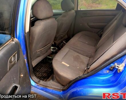 Синий Шевроле Авео, объемом двигателя 1.5 л и пробегом 150 тыс. км за 1750 $, фото 2 на Automoto.ua