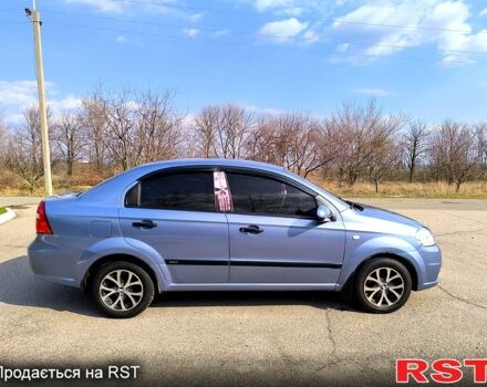 Синий Шевроле Авео, объемом двигателя 15 л и пробегом 147 тыс. км за 4750 $, фото 2 на Automoto.ua