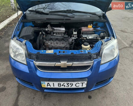 Синий Шевроле Авео, объемом двигателя 1.5 л и пробегом 220 тыс. км за 3400 $, фото 4 на Automoto.ua