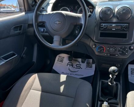 Синий Шевроле Авео, объемом двигателя 1.5 л и пробегом 258 тыс. км за 4500 $, фото 4 на Automoto.ua