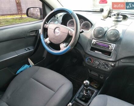 Синий Шевроле Авео, объемом двигателя 1.5 л и пробегом 279 тыс. км за 3500 $, фото 2 на Automoto.ua