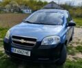 Синий Шевроле Авео, объемом двигателя 1.5 л и пробегом 260 тыс. км за 2800 $, фото 1 на Automoto.ua
