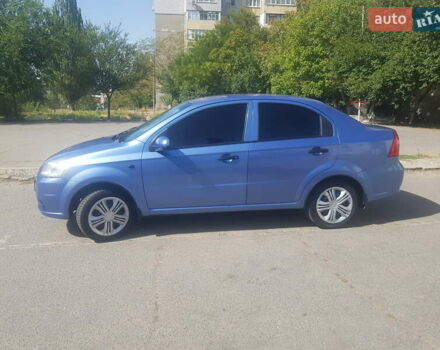 Синий Шевроле Авео, объемом двигателя 1.5 л и пробегом 200 тыс. км за 3750 $, фото 2 на Automoto.ua