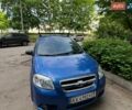 Синий Шевроле Авео, объемом двигателя 1.5 л и пробегом 300 тыс. км за 3300 $, фото 1 на Automoto.ua