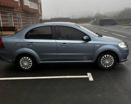 Синий Шевроле Авео, объемом двигателя 1.6 л и пробегом 200 тыс. км за 3500 $, фото 1 на Automoto.ua