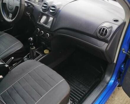 Синий Шевроле Авео, объемом двигателя 1.5 л и пробегом 279 тыс. км за 4000 $, фото 2 на Automoto.ua