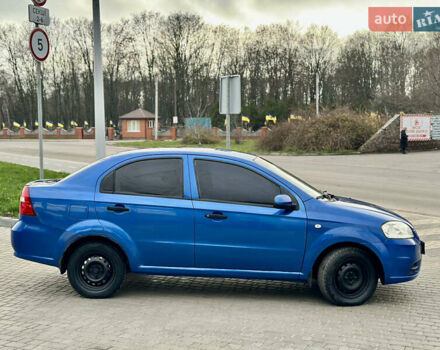 Синий Шевроле Авео, объемом двигателя 1.5 л и пробегом 200 тыс. км за 2999 $, фото 4 на Automoto.ua