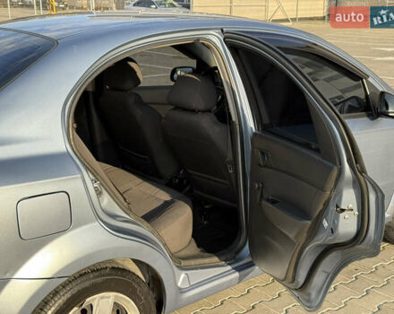Синій Шевроле Авео, об'ємом двигуна 1.5 л та пробігом 290 тис. км за 3700 $, фото 27 на Automoto.ua