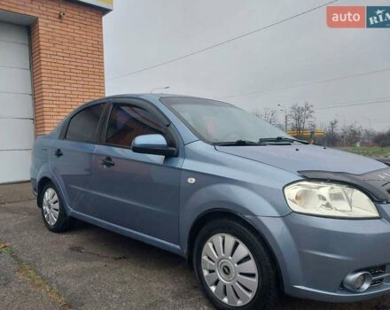 Синий Шевроле Авео, объемом двигателя 1.5 л и пробегом 302 тыс. км за 3450 $, фото 2 на Automoto.ua