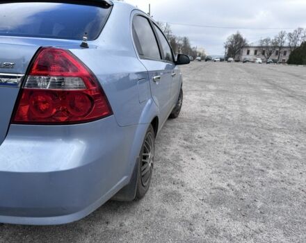 Синий Шевроле Авео, объемом двигателя 1.6 л и пробегом 279 тыс. км за 3650 $, фото 3 на Automoto.ua