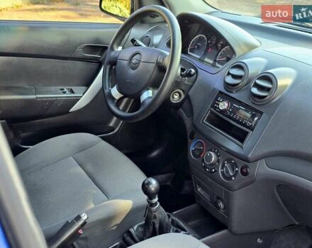 Синий Шевроле Авео, объемом двигателя 1.5 л и пробегом 200 тыс. км за 3300 $, фото 19 на Automoto.ua