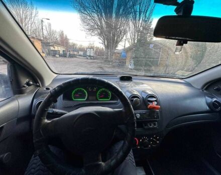 Синий Шевроле Авео, объемом двигателя 1.5 л и пробегом 330 тыс. км за 1750 $, фото 4 на Automoto.ua