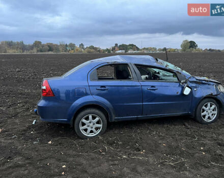 Синий Шевроле Авео, объемом двигателя 1.6 л и пробегом 230 тыс. км за 1700 $, фото 5 на Automoto.ua