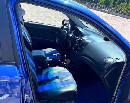 Синий Шевроле Авео, объемом двигателя 1.5 л и пробегом 140 тыс. км за 3700 $, фото 3 на Automoto.ua