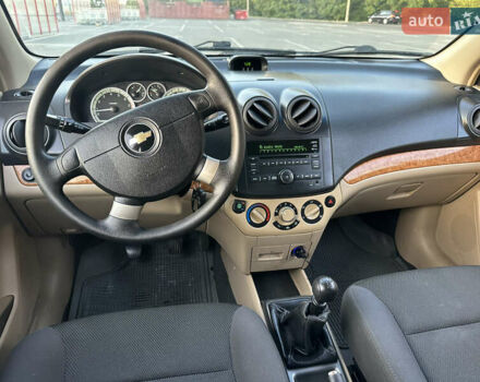 Синій Шевроле Авео, об'ємом двигуна 1.6 л та пробігом 180 тис. км за 3500 $, фото 6 на Automoto.ua