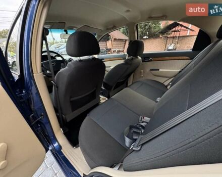 Синий Шевроле Авео, объемом двигателя 1.6 л и пробегом 22 тыс. км за 6200 $, фото 2 на Automoto.ua
