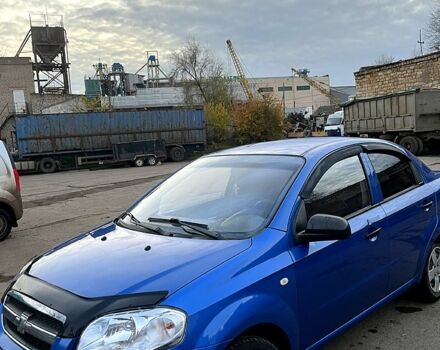Синий Шевроле Авео, объемом двигателя 1.5 л и пробегом 200 тыс. км за 3800 $, фото 1 на Automoto.ua