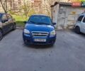 Синий Шевроле Авео, объемом двигателя 1.6 л и пробегом 255 тыс. км за 3650 $, фото 1 на Automoto.ua