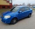 Синий Шевроле Авео, объемом двигателя 1.5 л и пробегом 335 тыс. км за 3900 $, фото 1 на Automoto.ua