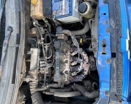 Синий Шевроле Авео, объемом двигателя 1.5 л и пробегом 330 тыс. км за 1750 $, фото 9 на Automoto.ua