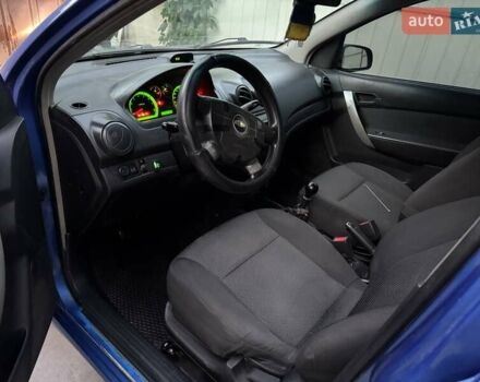 Синій Шевроле Авео, об'ємом двигуна 1.5 л та пробігом 205 тис. км за 1750 $, фото 3 на Automoto.ua