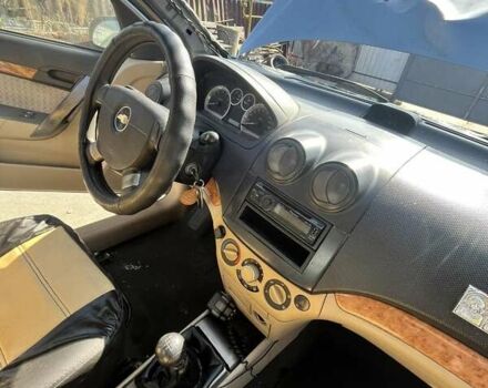 Синий Шевроле Авео, объемом двигателя 1.6 л и пробегом 258 тыс. км за 2000 $, фото 4 на Automoto.ua
