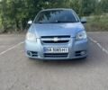 Синий Шевроле Авео, объемом двигателя 1.6 л и пробегом 299 тыс. км за 4500 $, фото 1 на Automoto.ua