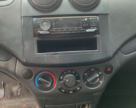 Шевроле Авео 2008 в Кривом Озере на Automoto.ua Синий Шевроле Авео, объемом двигателя 1.5 л и пробегом 275 тыс. км за 3350 $, фото 12 на Automoto.ua