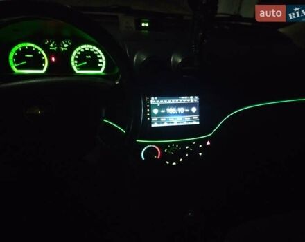 Синий Шевроле Авео, объемом двигателя 1.6 л и пробегом 232 тыс. км за 4300 $, фото 23 на Automoto.ua
