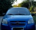 Синий Шевроле Авео, объемом двигателя 1.5 л и пробегом 330 тыс. км за 1750 $, фото 1 на Automoto.ua