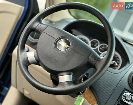 Синий Шевроле Авео, объемом двигателя 1.6 л и пробегом 23 тыс. км за 6700 $, фото 132 на Automoto.ua