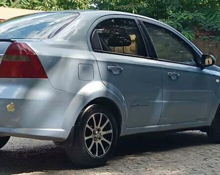 Синий Шевроле Авео, объемом двигателя 1.6 л и пробегом 200 тыс. км за 2999 $, фото 2 на Automoto.ua