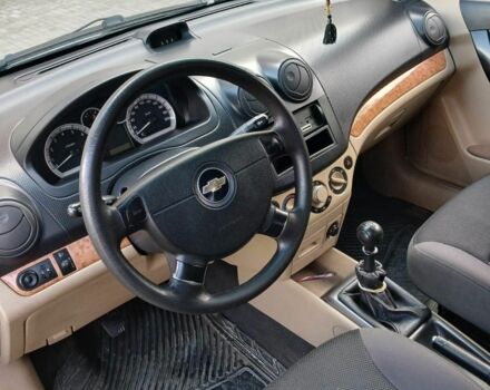 Синій Шевроле Авео, об'ємом двигуна 1.6 л та пробігом 130 тис. км за 3400 $, фото 6 на Automoto.ua