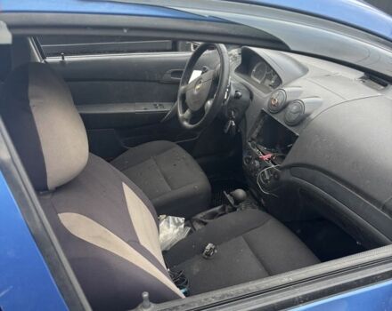 Синій Шевроле Авео, об'ємом двигуна 1.6 л та пробігом 200 тис. км за 400 $, фото 2 на Automoto.ua