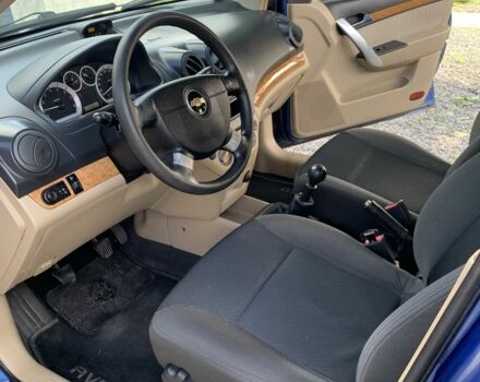 Синій Шевроле Авео, об'ємом двигуна 0 л та пробігом 210 тис. км за 4300 $, фото 2 на Automoto.ua