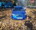 Синий Шевроле Авео, объемом двигателя 1.6 л и пробегом 250 тыс. км за 4000 $, фото 1 на Automoto.ua