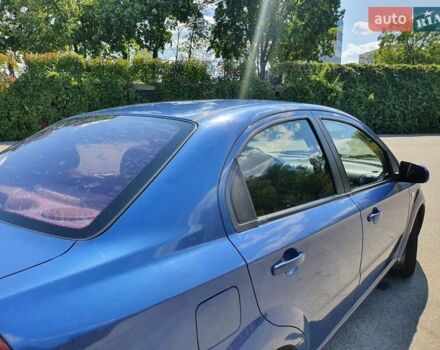 Синий Шевроле Авео, объемом двигателя 1.6 л и пробегом 208 тыс. км за 3300 $, фото 5 на Automoto.ua