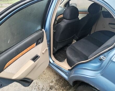 Синий Шевроле Авео, объемом двигателя 1.6 л и пробегом 154 тыс. км за 3400 $, фото 5 на Automoto.ua