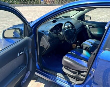 Синий Шевроле Авео, объемом двигателя 1.5 л и пробегом 140 тыс. км за 3700 $, фото 2 на Automoto.ua