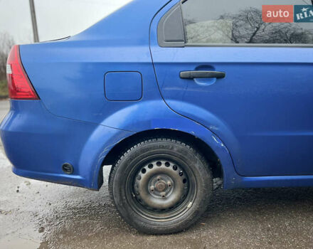 Синій Шевроле Авео, об'ємом двигуна 1.5 л та пробігом 235 тис. км за 2600 $, фото 9 на Automoto.ua